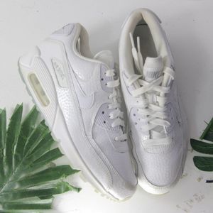 Nike Air Max 90 White Ice Premium Women's Sneaker 002570 size 7.5 Womens/6 Youth